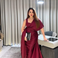 Urgent requirement for good-looking female artist